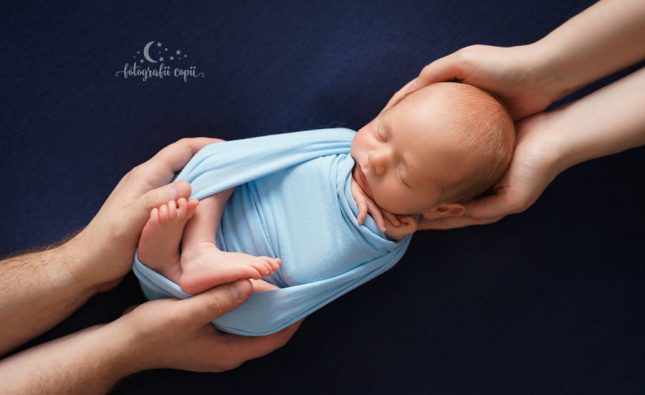 Ce trebuie sa ia in considerare parintii in timpul unei sedinte foto a nou nascutului?